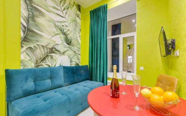 Apartments studiya na naberezhnoj VPiter na sutki