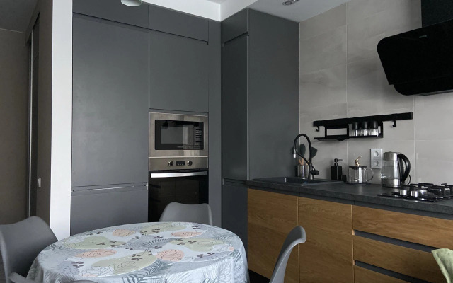 Morskaya Skazka Dlya Bolshoy Kompanii Flat