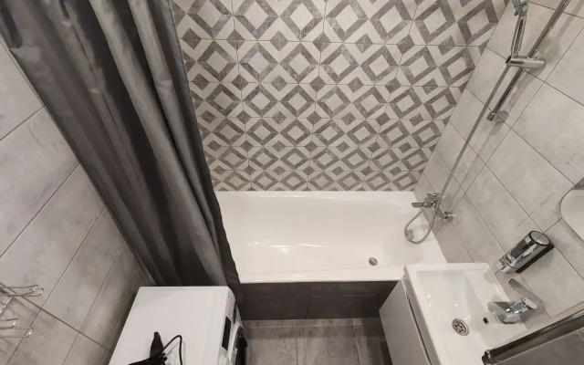 Dvukhkomnatnaya nedaleko ot tsentra Flat