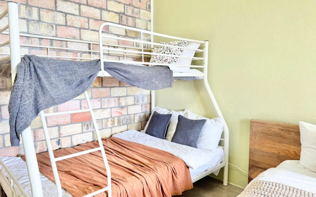 Квартира стильная в горах Ялта