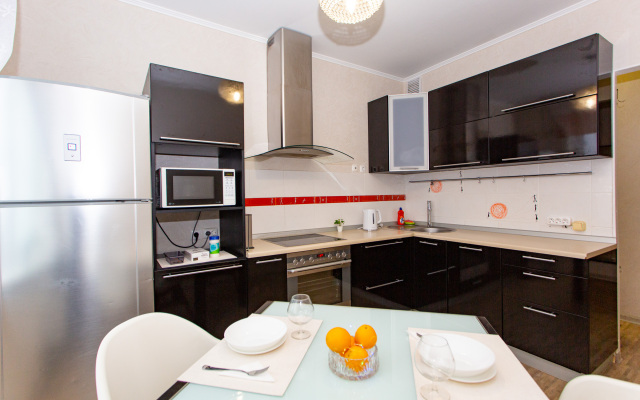Bolshaya Sovremennaya Treshka U Zooparka Flat