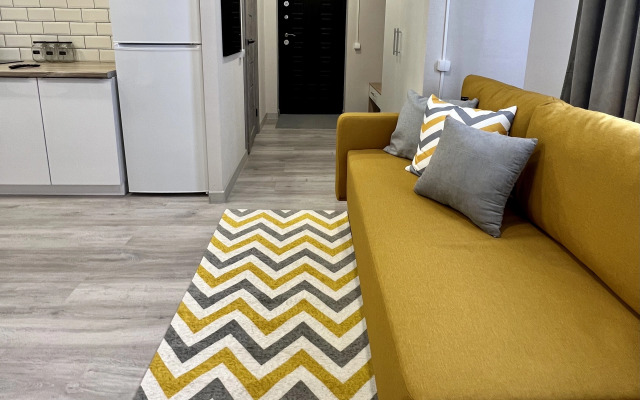 Апартаменты 2 желтые