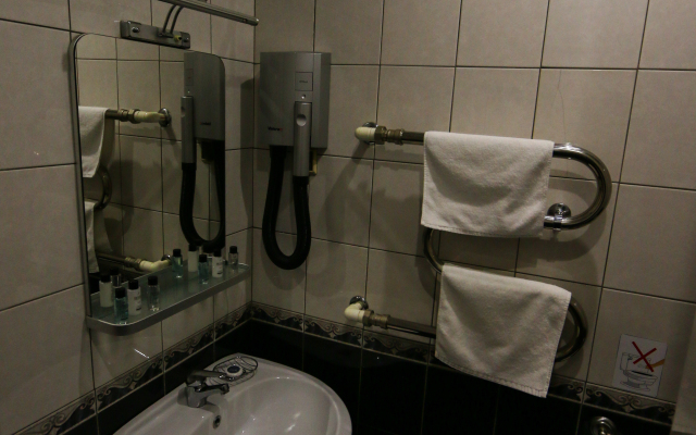 Aerograd Hotel