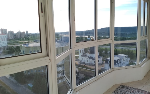 Pritomskij Klassik 2-komnatnye apartamenty naprotiv Kassacionnogo suda, ryadom s Kuzbass-Arena Flat