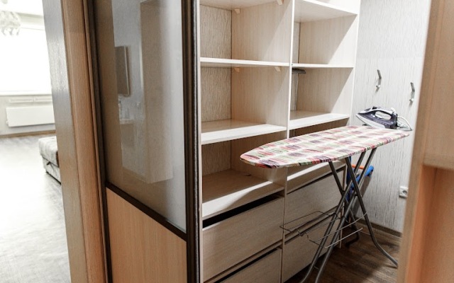 Dvukhkomnatnye na Svobody 35 Apartment