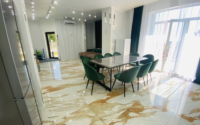 Viogradov Dom Paradise Villa