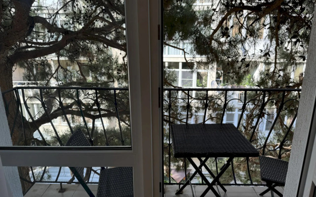 Квартира 382 с Балконом 7 Мин до Моря