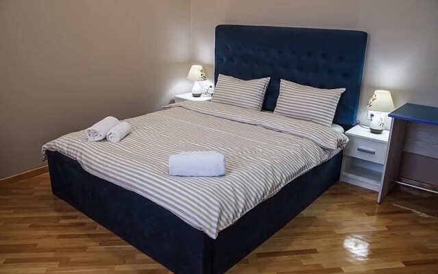 DanaEVA Hotel