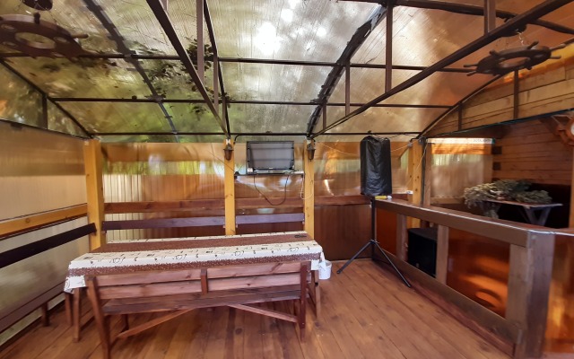Manzherok Guest House