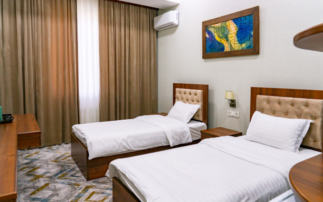 Macan Terrace Hotel