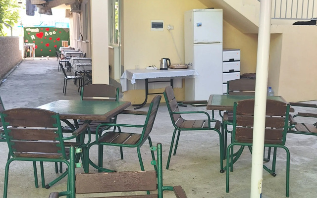 Anzhelika Guest House