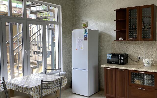 Ryizhiy Kot Guest House
