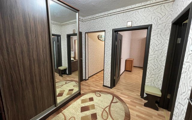 Mir Mikrorajon Optimistov 10 Apartments
