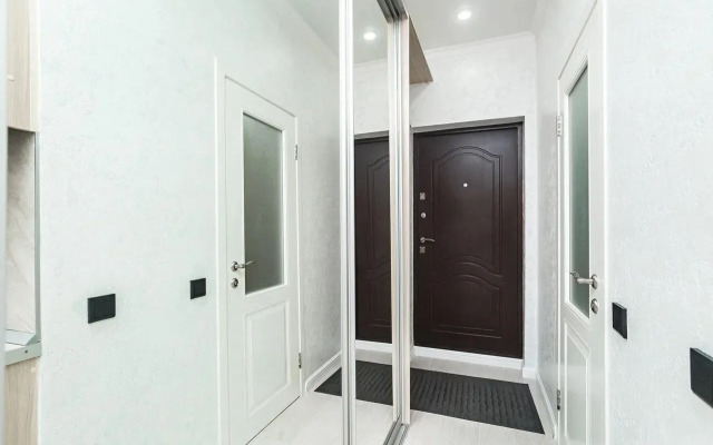 Na Chernomorskoy 6 55 Flat