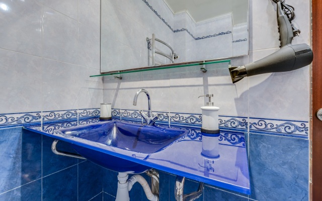 Апартаменты на Богатырском 51/1