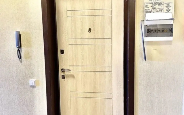 Kvartira Uutnaa studia radom s nabereznoj