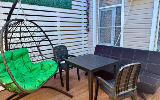 Частный дом с террасой Sun City в центре Сочи