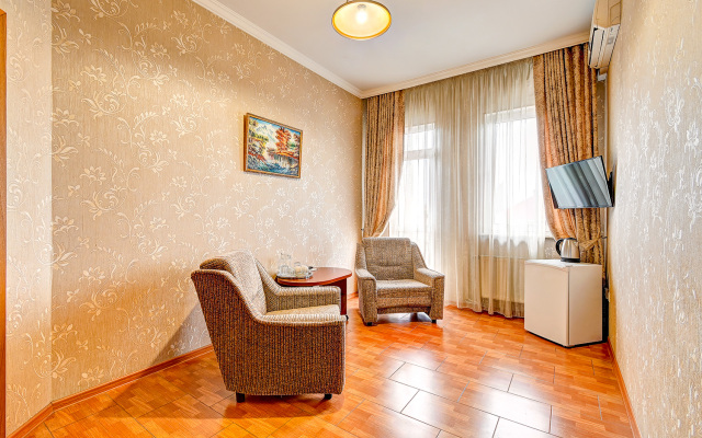 Lensis Guest House
