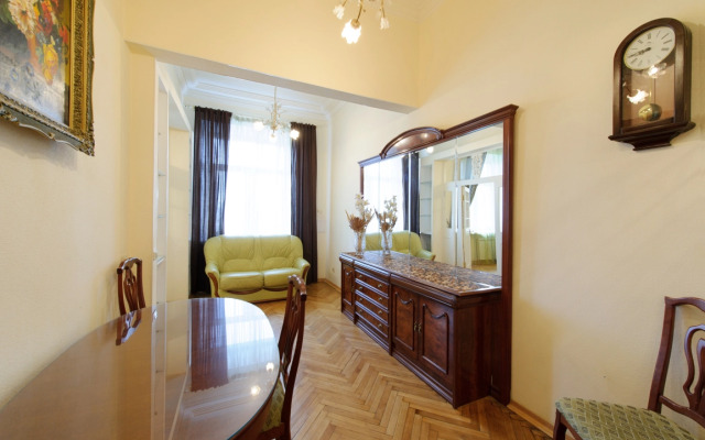 14 Two-Room Apartment