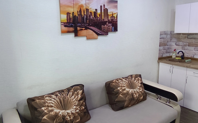 Квартира с Отдельным Входом на Полиграфистов