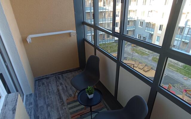 Na Pulkovskikh Vysotakh Flat