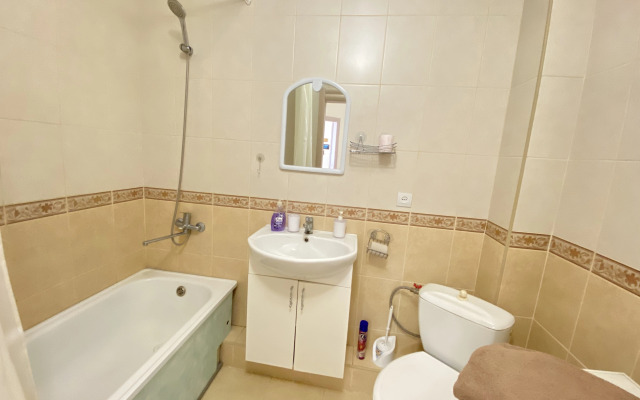 Na Ulitse Lugovaya 6n/2a Korpus 4 Flat