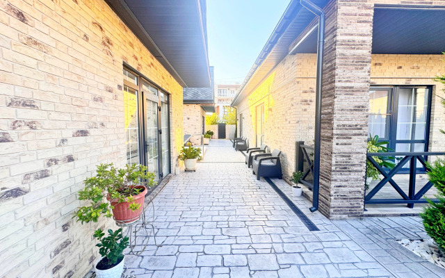 Tihiy ray Private house