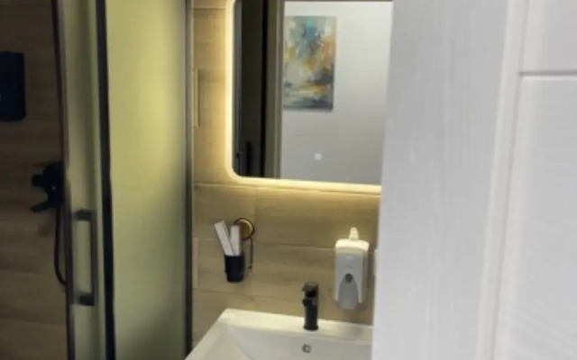 А38 ElokuuTalo(508) in the City Center Apartments