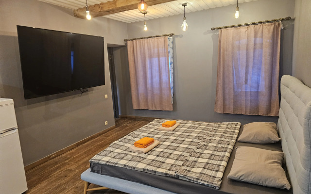 Ostrozhsky Val Guest House