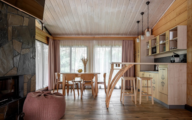 Okhta park Chalet