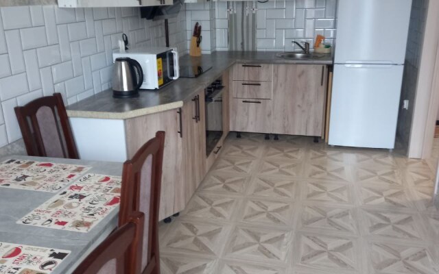 Uyutnaya Kvartira Na Poberezhye Flat