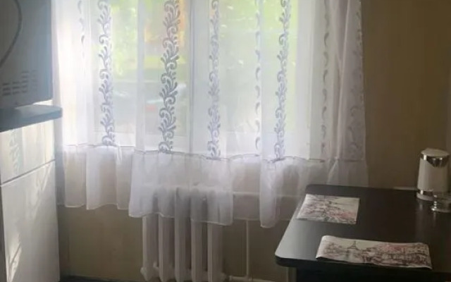 Na Ul. Maksimovskogo 10 Flat