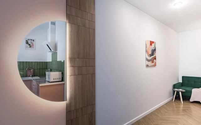 Studiya Olive U Ozera Flat