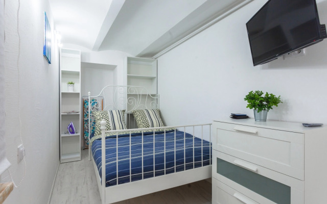 Апартаменты малые Leohotels на Артиллерийском