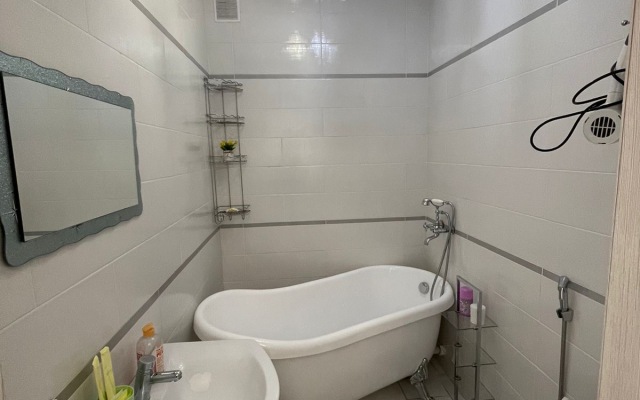 Квартира Светлые Апартаменты на Набережной