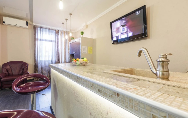 Квартира от компании Хоум Отель на улице А. Толстого 135