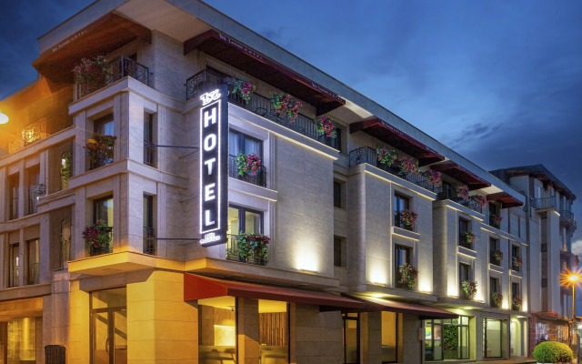 Lenus Hagia Sophia Hotel