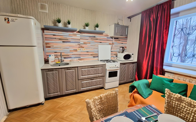 Apartments na Shustova 7