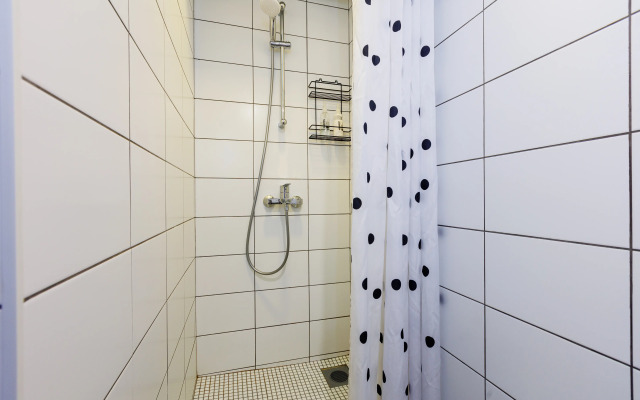 Dvukhurovnevaya S Terrasoy dlya pary Flat