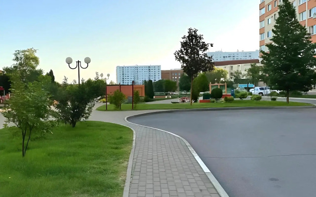2-Kh Komnatnaya v Komfortnom Zhk Flat