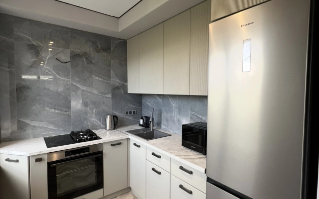 Na Beregu Morya Amra Loft Flat