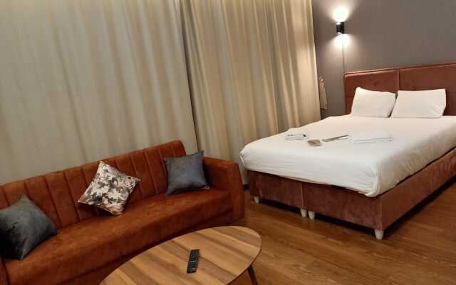 Falcon Palace Hotel