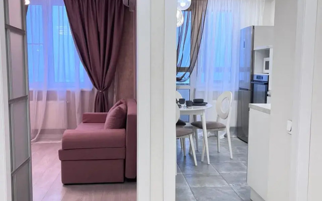 Апартаменты Люкс Уютные 1-комнатные на Июльских Дней 1к2