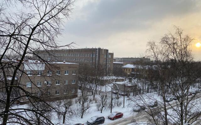 Zhivi Uyutno U Prohodnoy Severstal Apartments