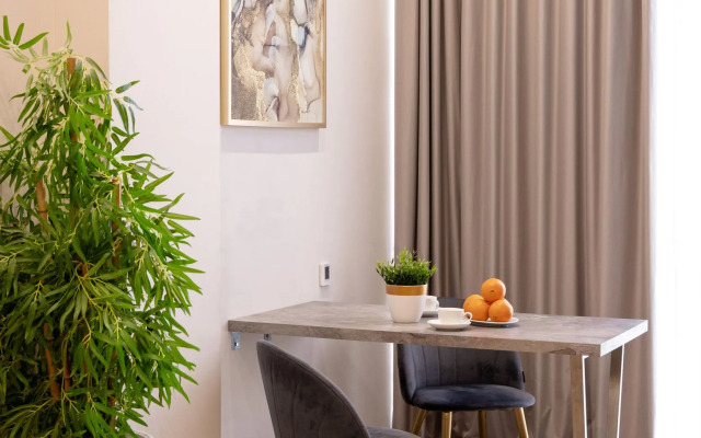 Апартаменты Уютная студия в отеле Mirror