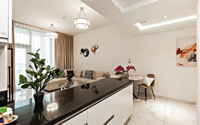 Stylish 1BR at Meera Tower Apartments