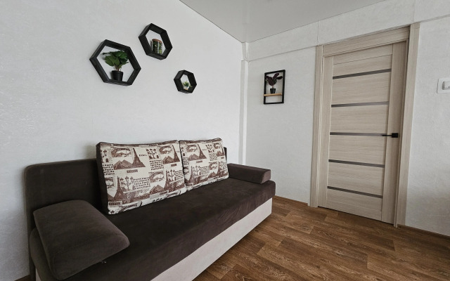 Khadi_Home ryadom s ZhD i avtovokzalom Flat