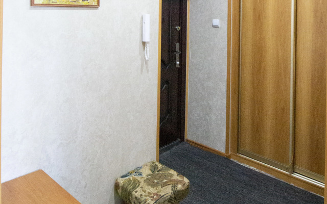 Na Krasnoarmeyskoy 82 Flat