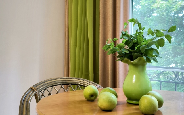 Апартаменты Двухкомнатные Зеленый Двор Беседка Центр