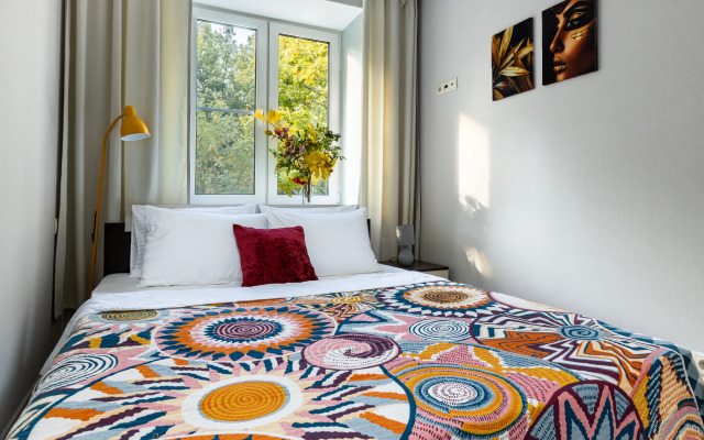 Yashma V Pushkine Flat